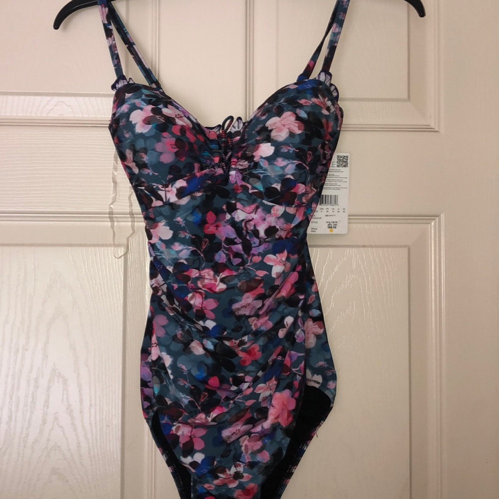 One piece bathing suit size 8